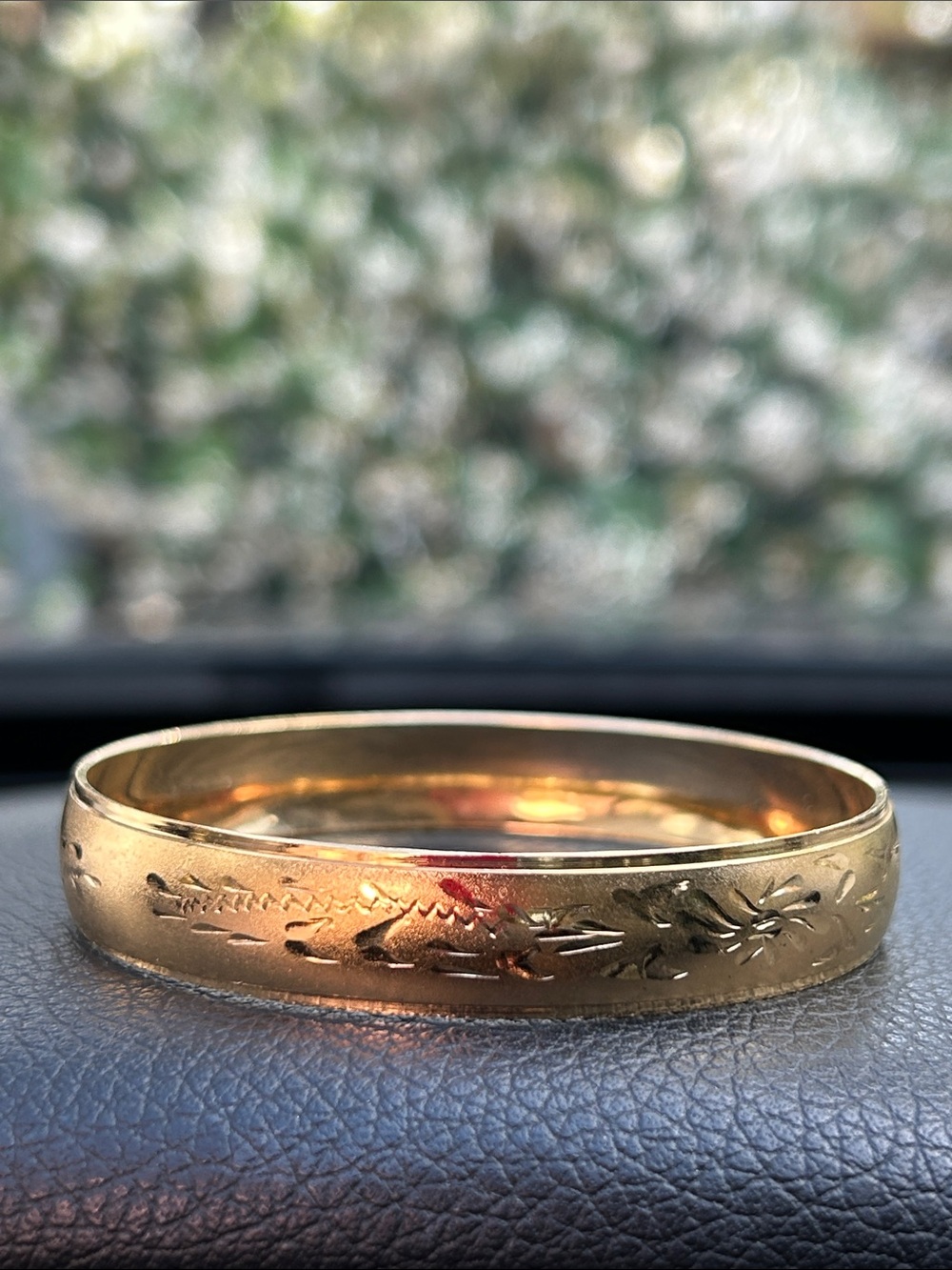 14K Gold Plated Engraved Women's Bangle Bracelet 7” - Picture 4 of 6